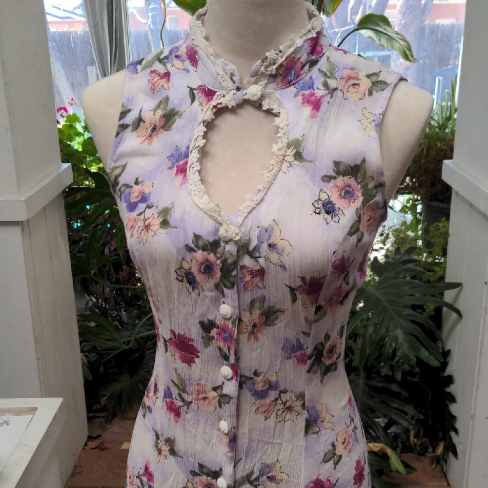 Keyhole Lace Button Collar Rayon Floral Maxi Dress 8  Pretty Coquette